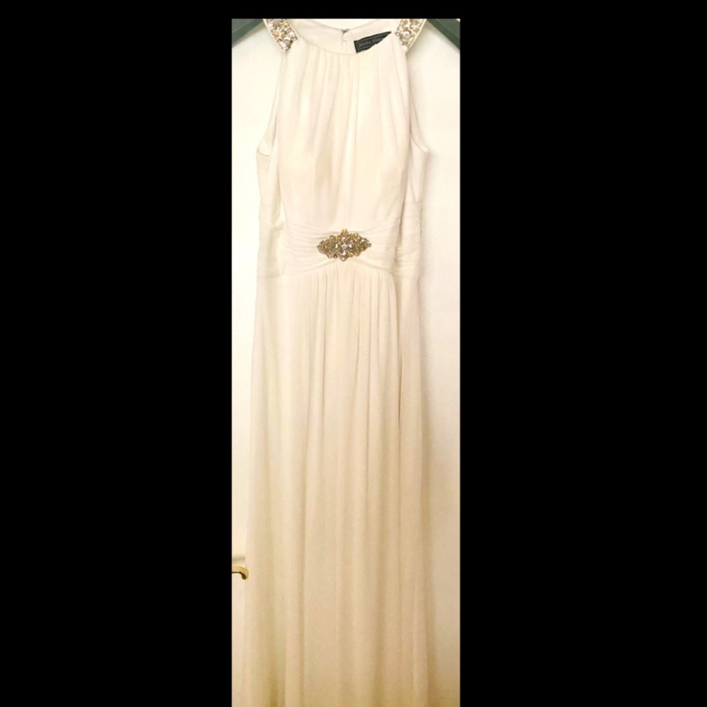 Jessica Howard Beaded Halter Formal. - Picture 2 of 2